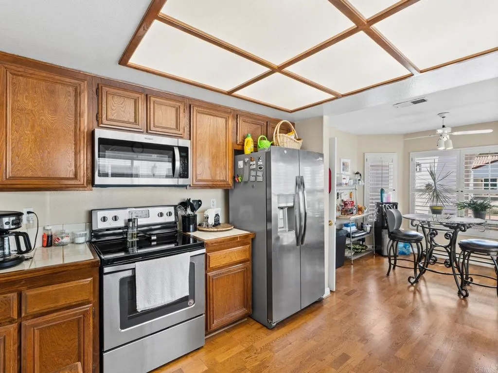 https://cdn.realtyfeed.com/cdn/127/306779960/ff87308b8aeae318e812182f333e81d8.webp