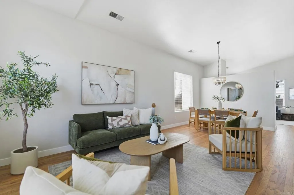 https://cdn.realtyfeed.com/cdn/127/306779974/2421f65491483df1ab2cb4b60f418eff.webp