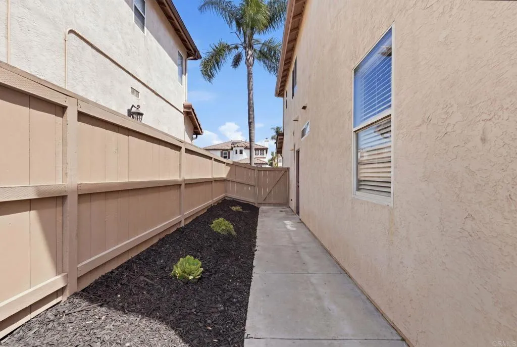 https://cdn.realtyfeed.com/cdn/127/306779974/b46e53c174faa1c88e57e2ffd8a6bc64.webp