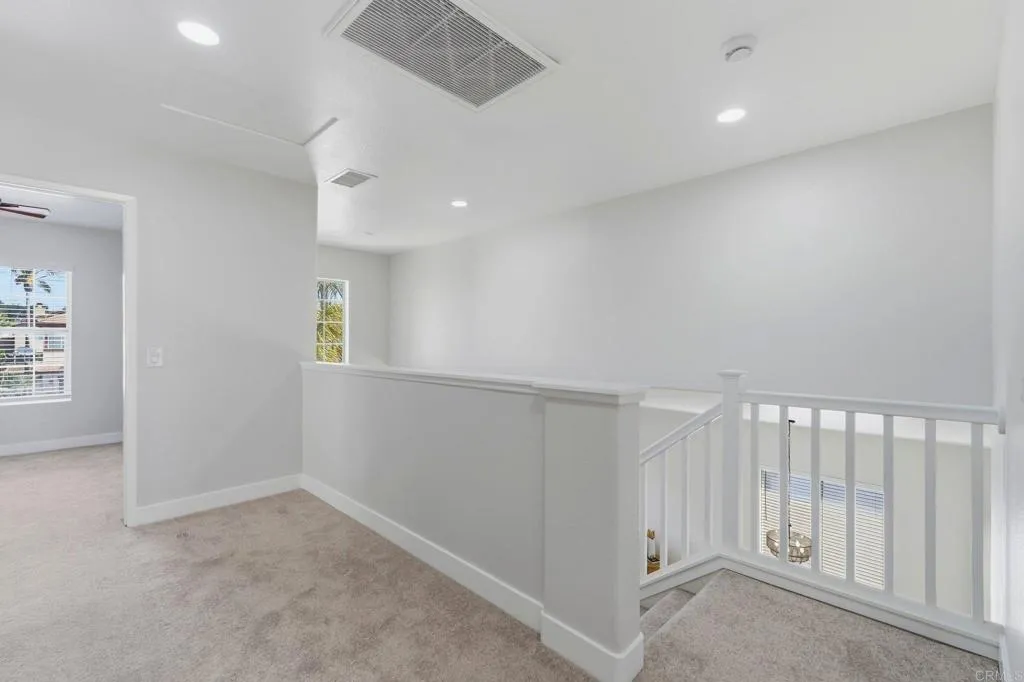 https://cdn.realtyfeed.com/cdn/127/306779974/d9ed83217ba9a171668c544dd5cf7352.webp