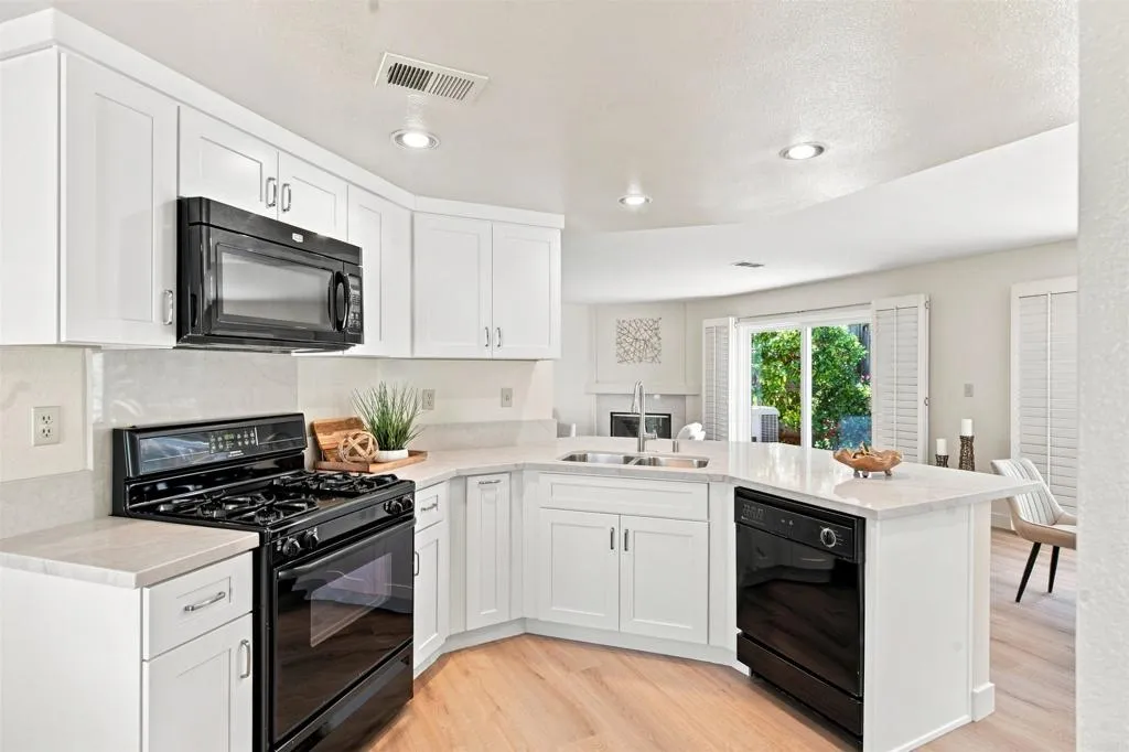 Photo #10: PTP2605732 Listing: Photo #10