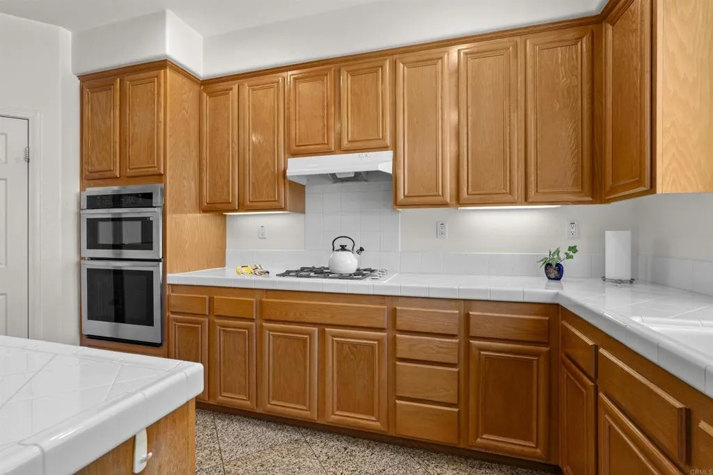 https://cdn.realtyfeed.com/cdn/127/306780033/31985ab5663fb02997497d7e6300306f.webp