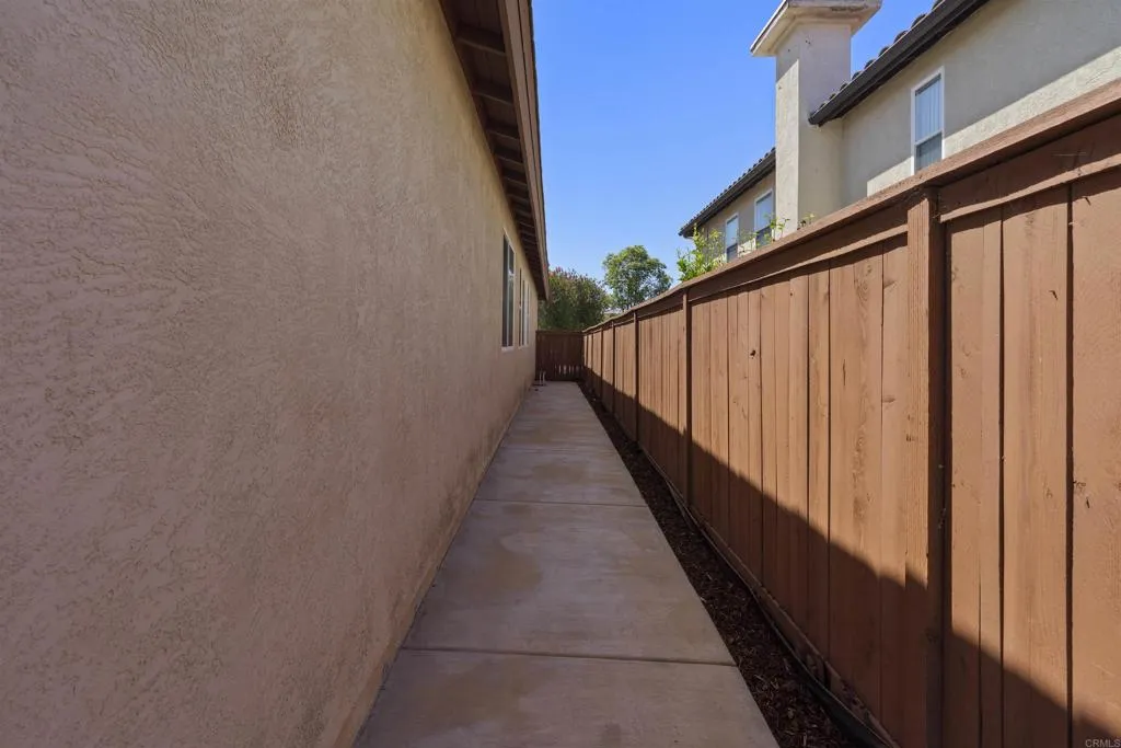 https://cdn.realtyfeed.com/cdn/127/306780033/7544d9a2f3fac40b16f3d2a9b3edc08a.webp