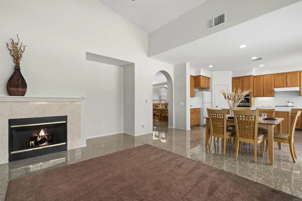 https://cdn.realtyfeed.com/cdn/127/306780033/7b961ebe8882797e950ab4e2759a367d.webp