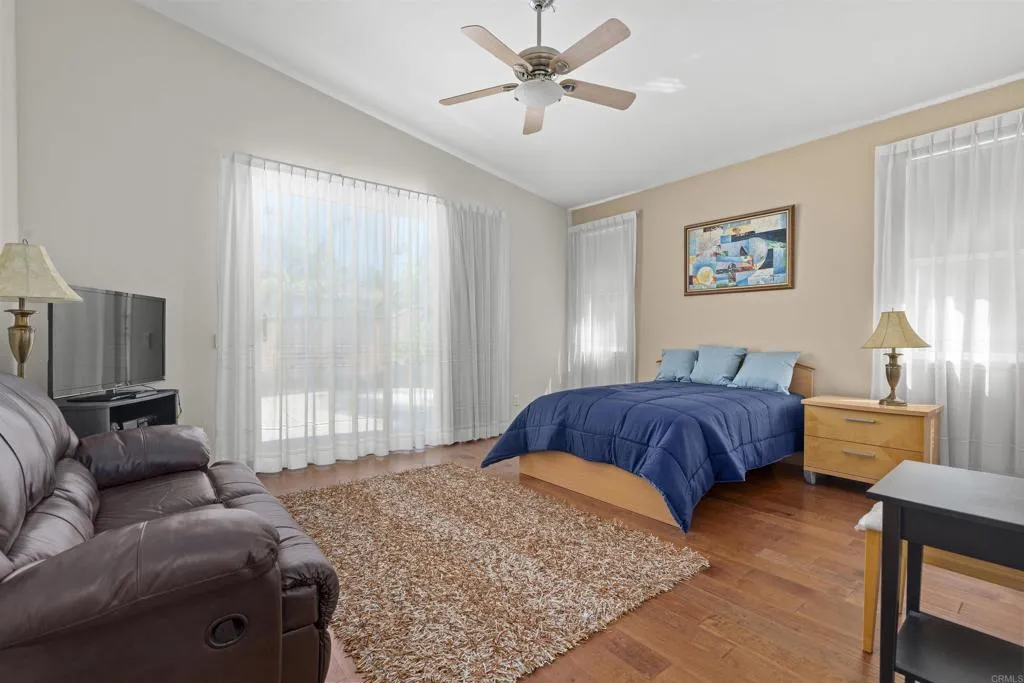 https://cdn.realtyfeed.com/cdn/127/306780033/88dc7880414bb7fd07aee2206a643905.webp