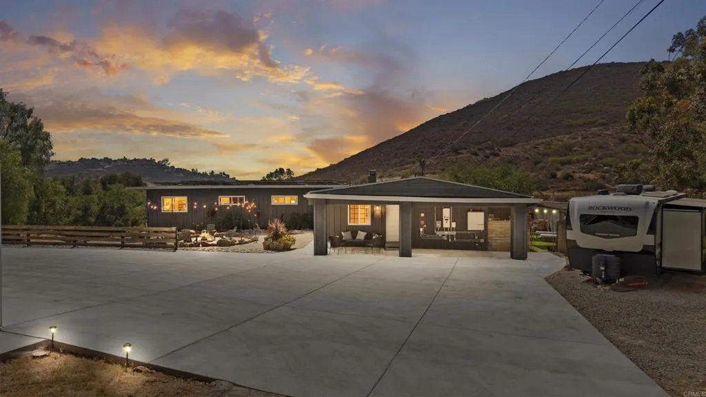 https://cdn.realtyfeed.com/cdn/127/306780038/0798b3f0a32cea7591ce25c834240cd3.webp