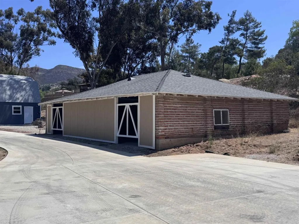 https://cdn.realtyfeed.com/cdn/127/306780038/0b07395cb2a127880f05429911c244be.webp