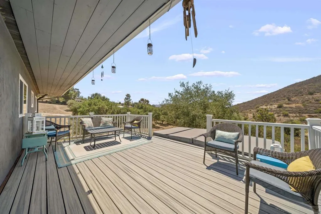 https://cdn.realtyfeed.com/cdn/127/306780038/9d2f5b8f980e29c9d5a67001c921bace.webp