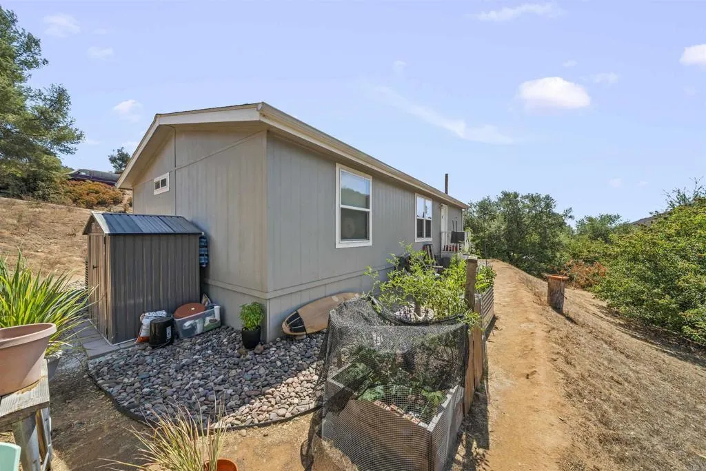 https://cdn.realtyfeed.com/cdn/127/306780038/c82559239db5cd3984af5b57eed8e74d.webp