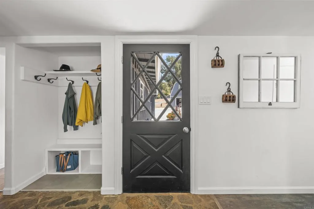 https://cdn.realtyfeed.com/cdn/127/306780038/d5bc43f5624806b0fb979ae80d16f0e7.webp