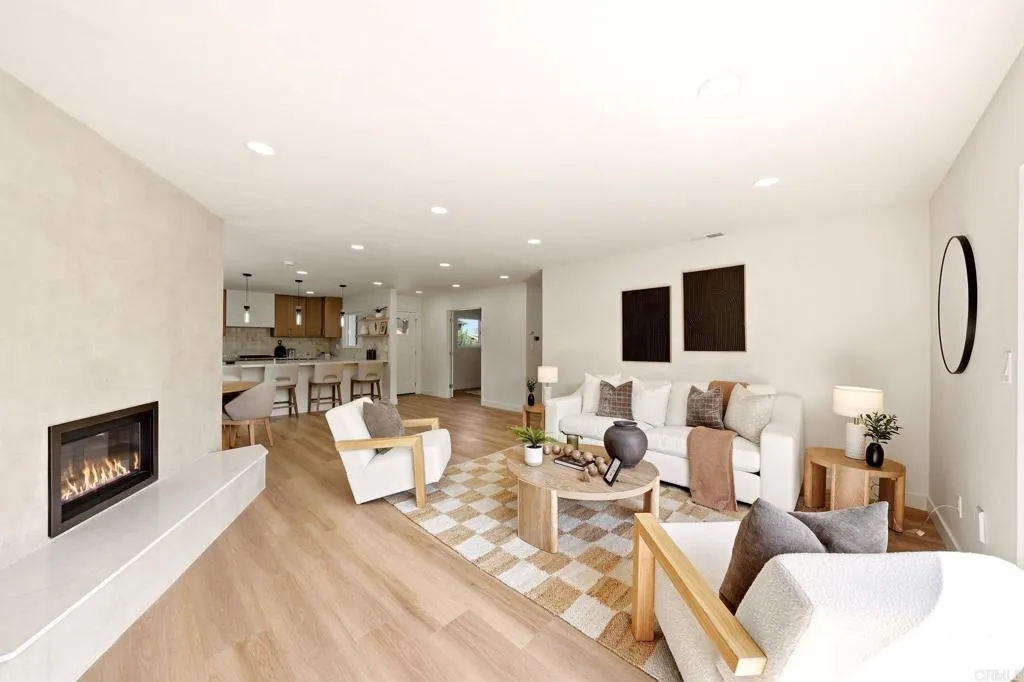 https://cdn.realtyfeed.com/cdn/127/306780081/2b3cdaca109facf3341dc96cbd00334d.webp