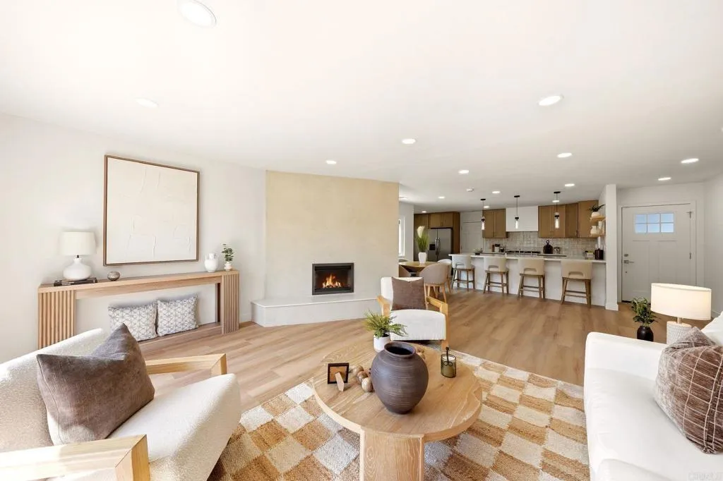 https://cdn.realtyfeed.com/cdn/127/306780081/4ff932c0c3c2c11cb5060d52db14c966.webp