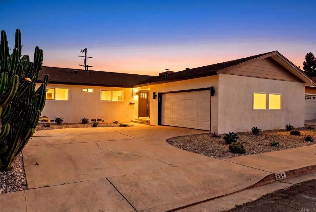https://cdn.realtyfeed.com/cdn/127/306780081/692fcf8a50bd9e6fc878d5f7aa2cc4ed.webp