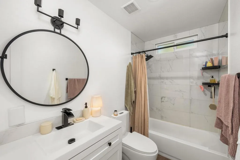 https://cdn.realtyfeed.com/cdn/127/306780098/1c8dd9ca0319bc72a23c120551af9e18.webp