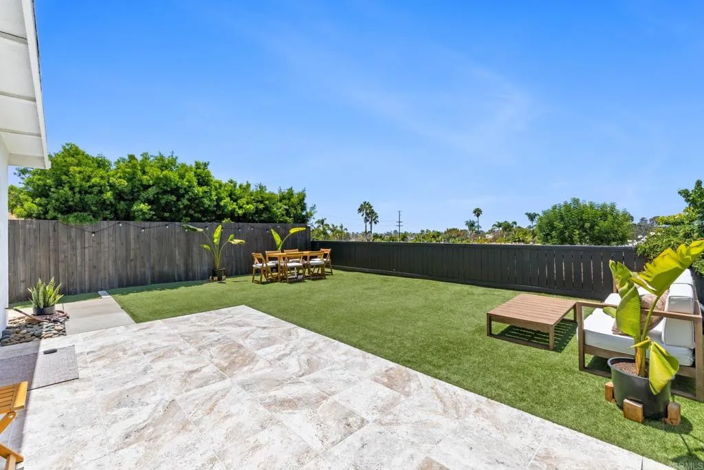 https://cdn.realtyfeed.com/cdn/127/306780098/776d1689f7fc7edaead3ee3c8d371cf8.webp