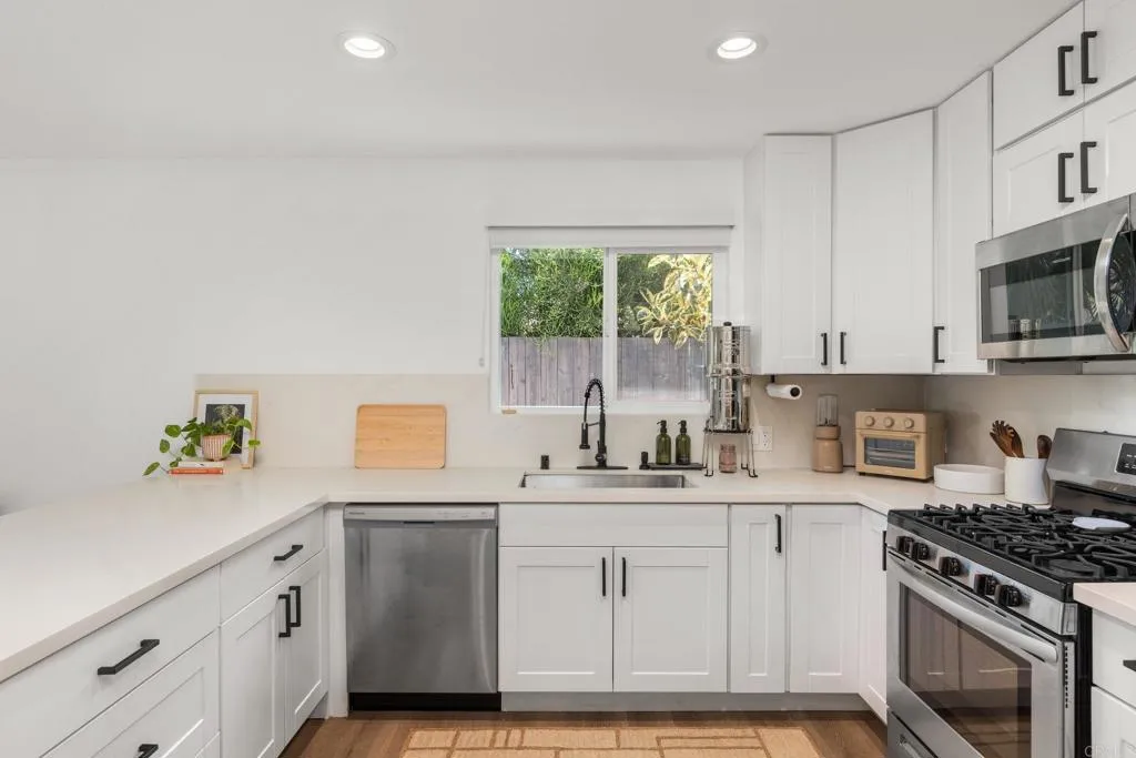https://cdn.realtyfeed.com/cdn/127/306780098/c3bde4a11c3fcf7baeb7e86adfd0aa7a.webp