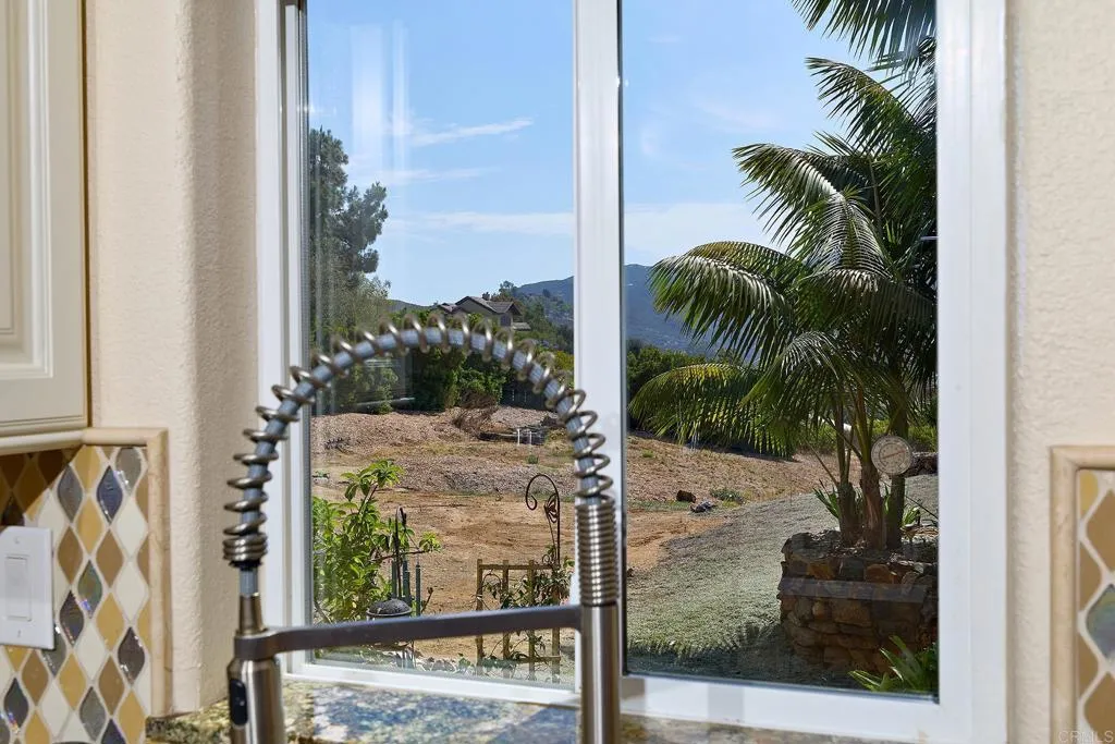 20125 Colina Encantada Way, Escondido, CA 92029 - Photo 5 of 50, Escondido, CA