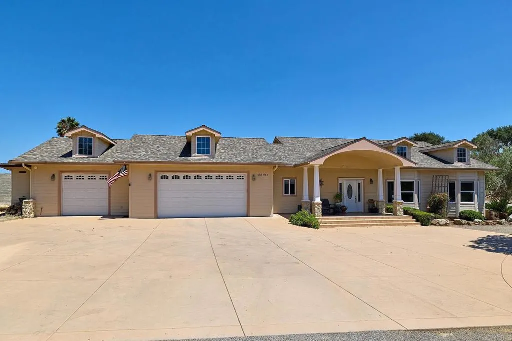 https://cdn.realtyfeed.com/cdn/127/306780199/b4d898f9d3a6b43c4e20103d15743a2e.webp