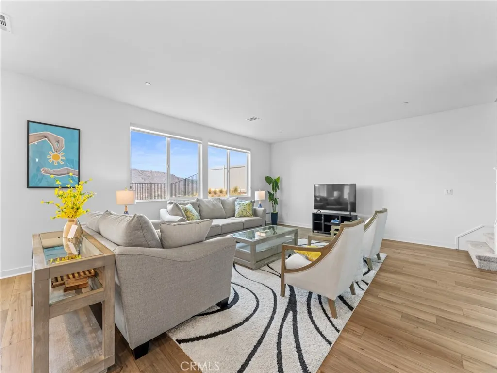 https://cdn.realtyfeed.com/cdn/127/306780229/9184b24a6e326e1d8fd5f09f7a6ef0cd.webp