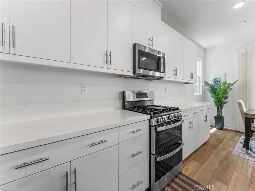 https://cdn.realtyfeed.com/cdn/127/306780229/aa188dfd718564886ec48d476cb97d5f.webp