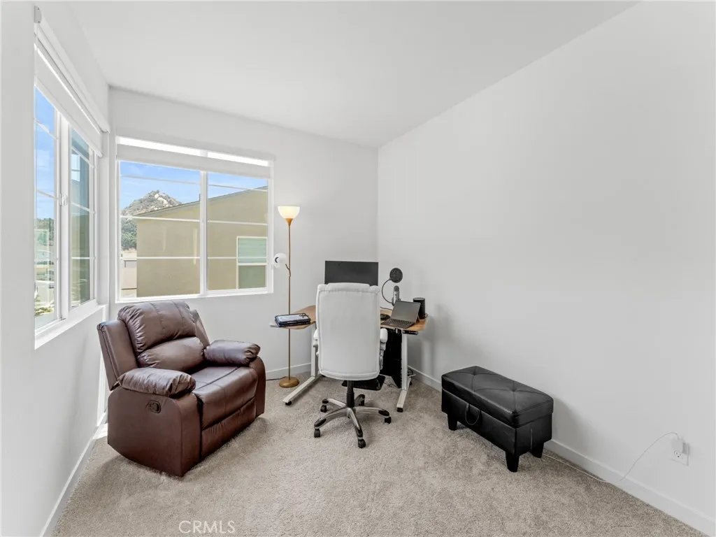 https://cdn.realtyfeed.com/cdn/127/306780229/b469e1ff306b98c406b003dacce2811e.webp