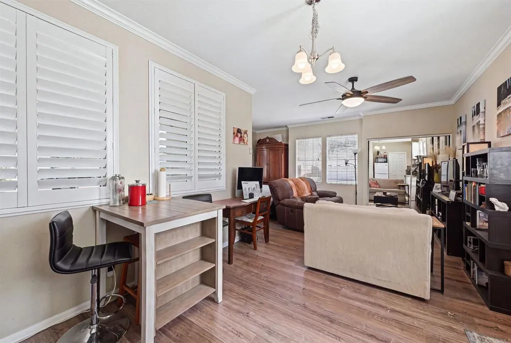 https://cdn.realtyfeed.com/cdn/127/306780275/34298c8438dd4ba51ca9c619819d581c.webp