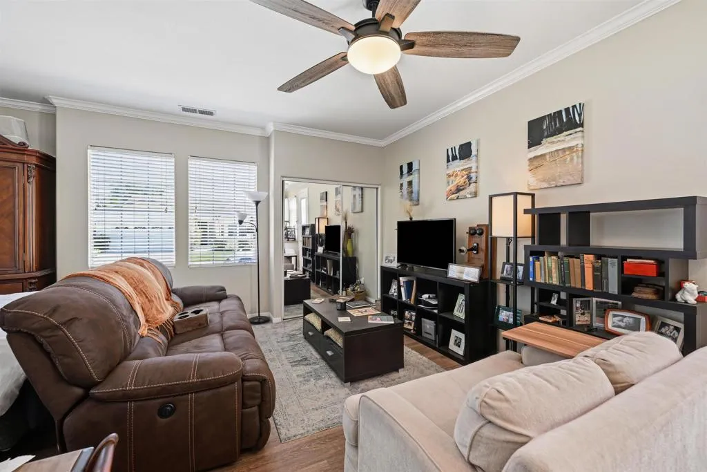 https://cdn.realtyfeed.com/cdn/127/306780275/bdc28ccd11866268e669ffeeec052bb9.webp