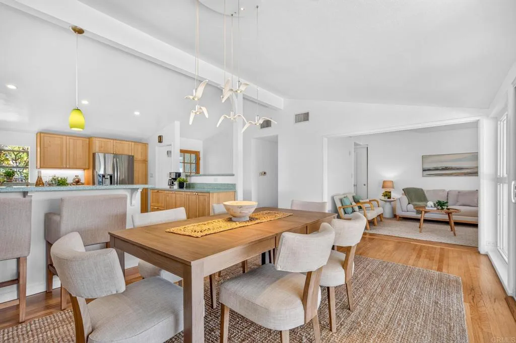 https://cdn.realtyfeed.com/cdn/127/306780294/c3c6d5c3e93506c17dde1671660ade5f.webp