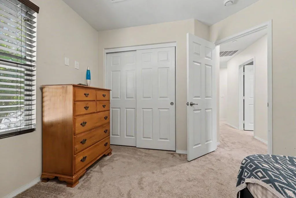 https://cdn.realtyfeed.com/cdn/127/306780316/1d3e9ed239169144727d78a027ec78ff.webp