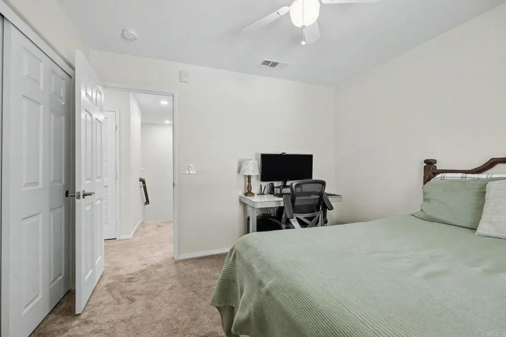 https://cdn.realtyfeed.com/cdn/127/306780316/74fda566b37af430c199e0244c025f93.webp