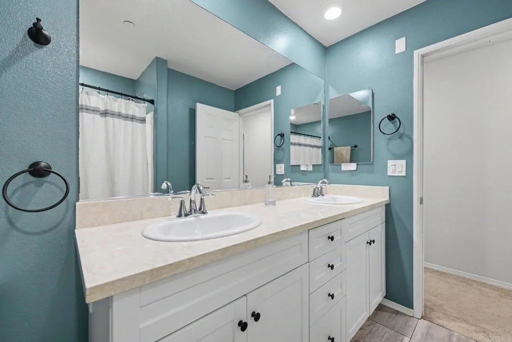 https://cdn.realtyfeed.com/cdn/127/306780316/944cbd7a4dc854896ae564a1c5e5acf4.webp