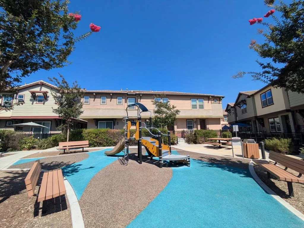 https://cdn.realtyfeed.com/cdn/127/306780316/ecaa1f3dba2f4ae65ce7f45aac0758be.webp