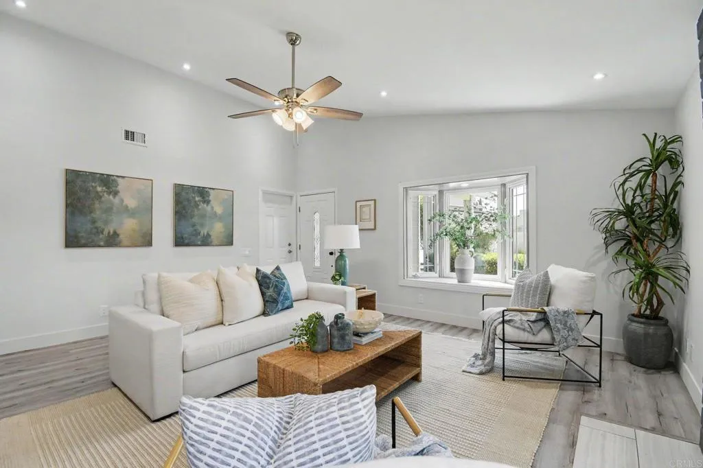 https://cdn.realtyfeed.com/cdn/127/306780329/0dbad26520c75d95684062a190f1f8c5.webp