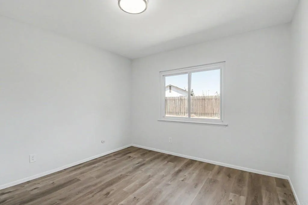https://cdn.realtyfeed.com/cdn/127/306780329/68d3ff1781e2483037a6cf572dfeb29d.webp