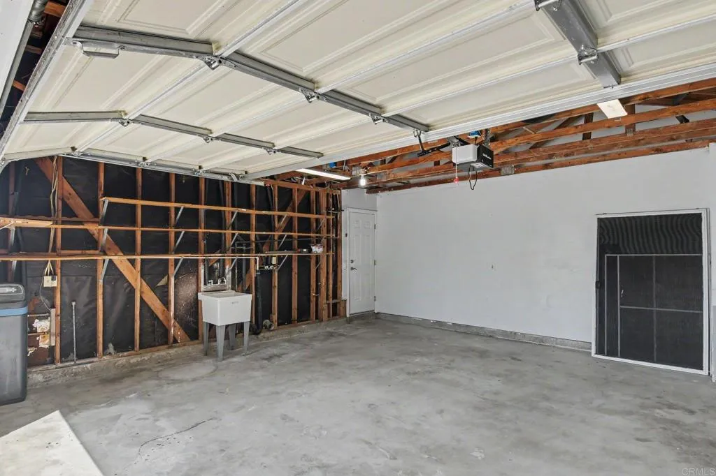 https://cdn.realtyfeed.com/cdn/127/306780329/7737a6fd1e009e015677833d27bd9a3f.webp