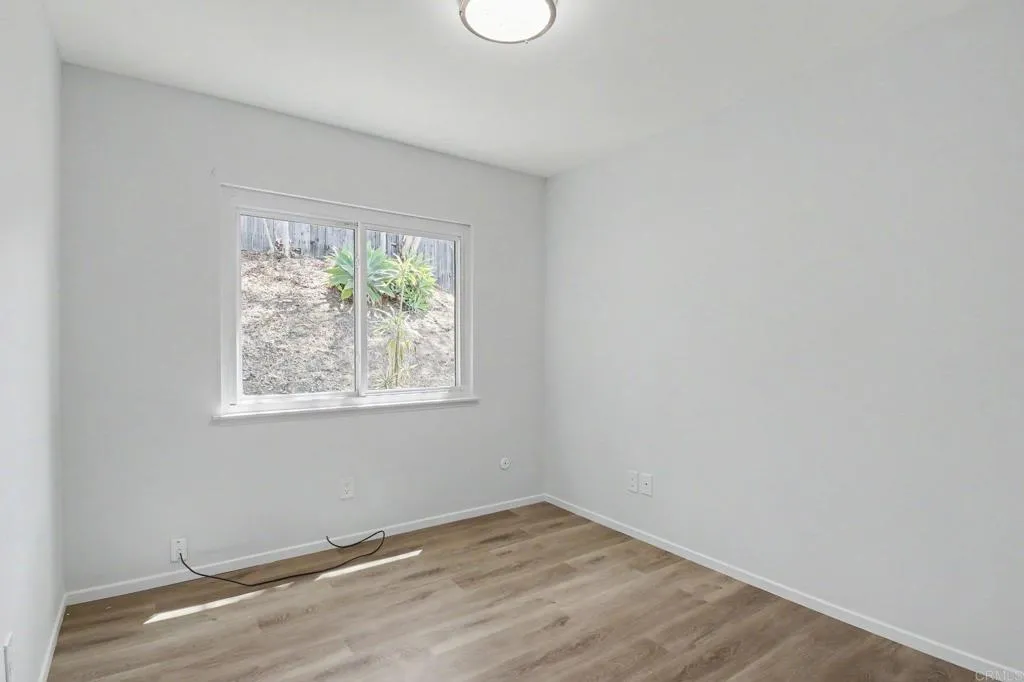 https://cdn.realtyfeed.com/cdn/127/306780329/7cc2ce03dc02128ba9a2347652846e14.webp