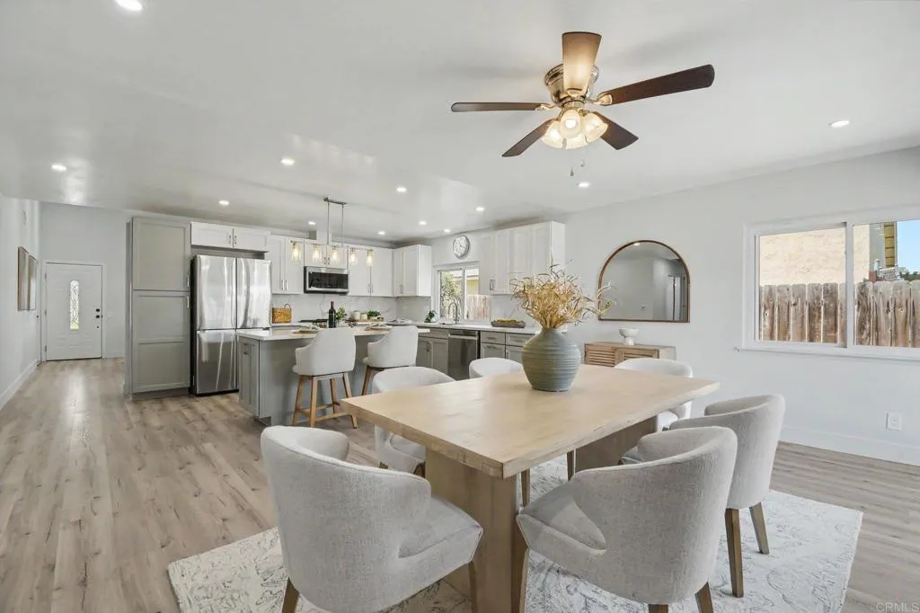 https://cdn.realtyfeed.com/cdn/127/306780329/8bec4776d0514cc373e90f3e78879e02.webp