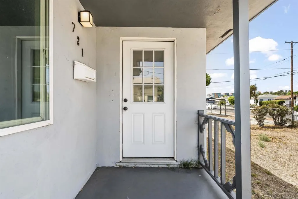 721 Del Mar Avenue, Chula Vista, CA 91910 - Photo 5 of 47, Chula Vista, CA
