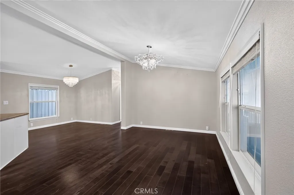https://cdn.realtyfeed.com/cdn/127/306780351/519b921643759ade2afbe95b5ebca891.webp