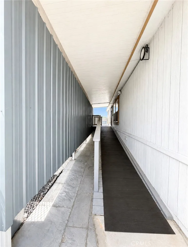 https://cdn.realtyfeed.com/cdn/127/306780351/c48043a67892fa93c3d851821cef6658.webp