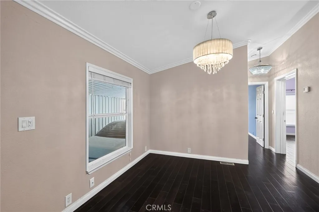 https://cdn.realtyfeed.com/cdn/127/306780351/c634fa1f459837d251e8ba85d930cfea.webp