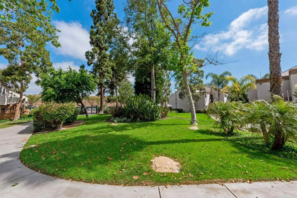 https://cdn.realtyfeed.com/cdn/127/306780357/1cf654b40a939af98d5a96261713e6a6.webp