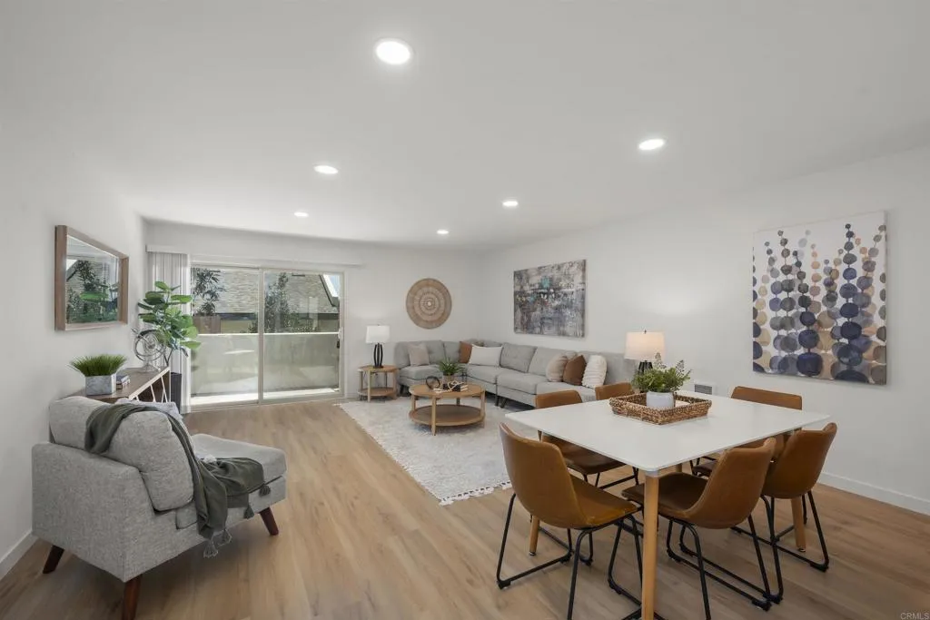 https://cdn.realtyfeed.com/cdn/127/306780357/99b926fa25fc3d58bdebff4858efa3b3.webp