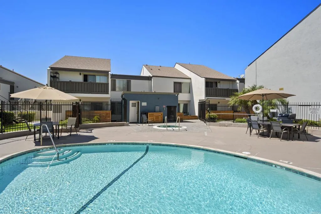 https://cdn.realtyfeed.com/cdn/127/306780357/f6fe35b503958d495e57ca9b498c4d16.webp