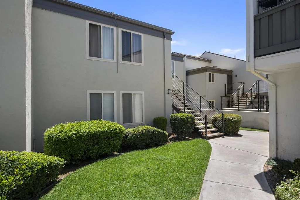 https://cdn.realtyfeed.com/cdn/127/306780357/fa156b091cca1e9e74f71cb9fc8452da.webp