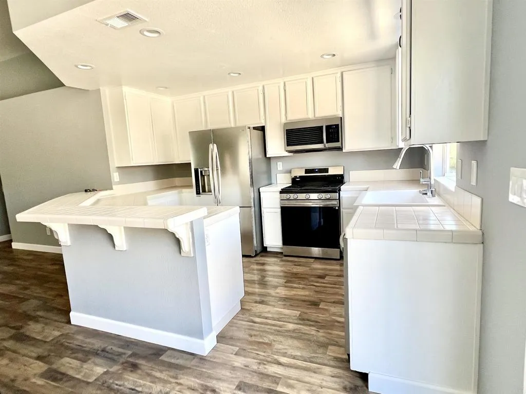 https://cdn.realtyfeed.com/cdn/127/306780360/7c3c8c4935e5618883a557c836eb6650.webp