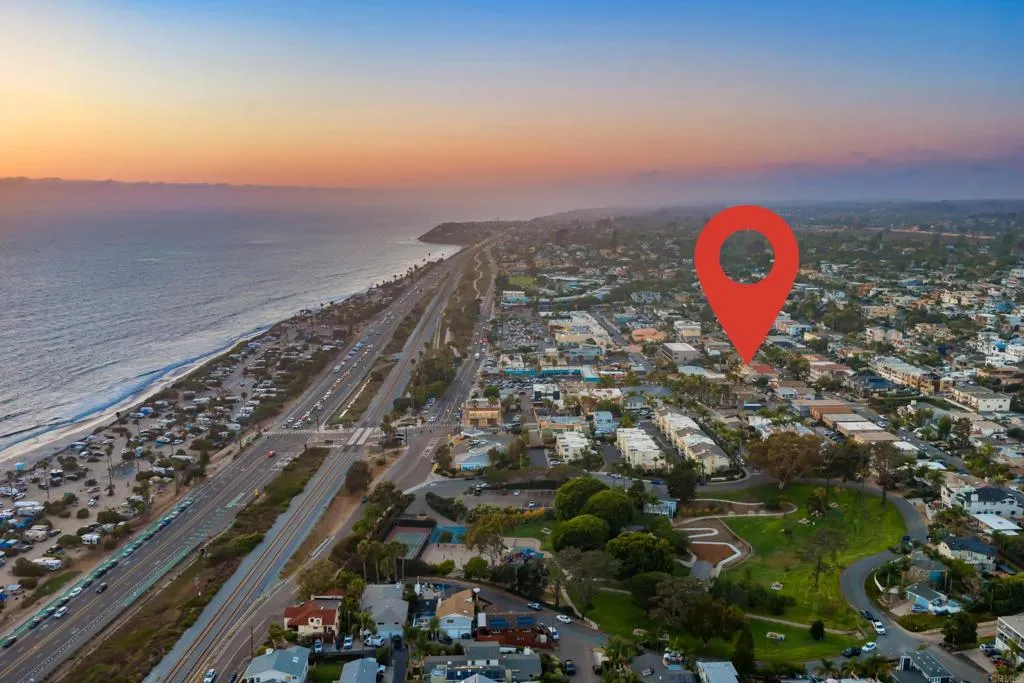 https://cdn.realtyfeed.com/cdn/127/306780388/374aac3c6d8fec695a8095563d78185a.webp