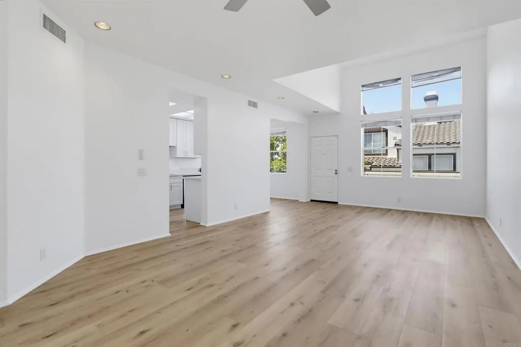 Photo #4: PTP2605747 Listing: Photo #4