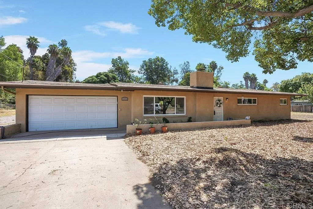 14135 York Avenue, Poway, CA 92064 - Main photo, Poway, CA