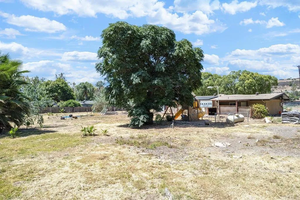 https://cdn.realtyfeed.com/cdn/127/306780399/b05fdf81cd4ab8e5f019da366e859268.webp